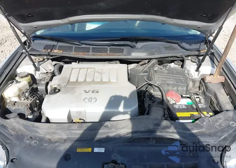 2011 Toyota Avalon z USA, uszkodzony, nr VIN 4T1BK3DB8BU401044